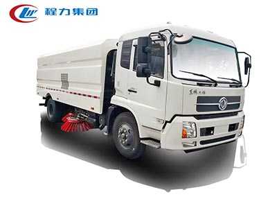 12方東風(fēng)天錦掃路車(chē)