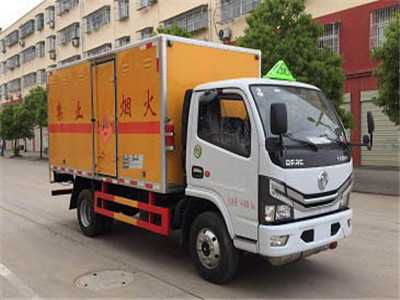 東風(fēng)4.1米爆破器材運(yùn)輸車(chē)