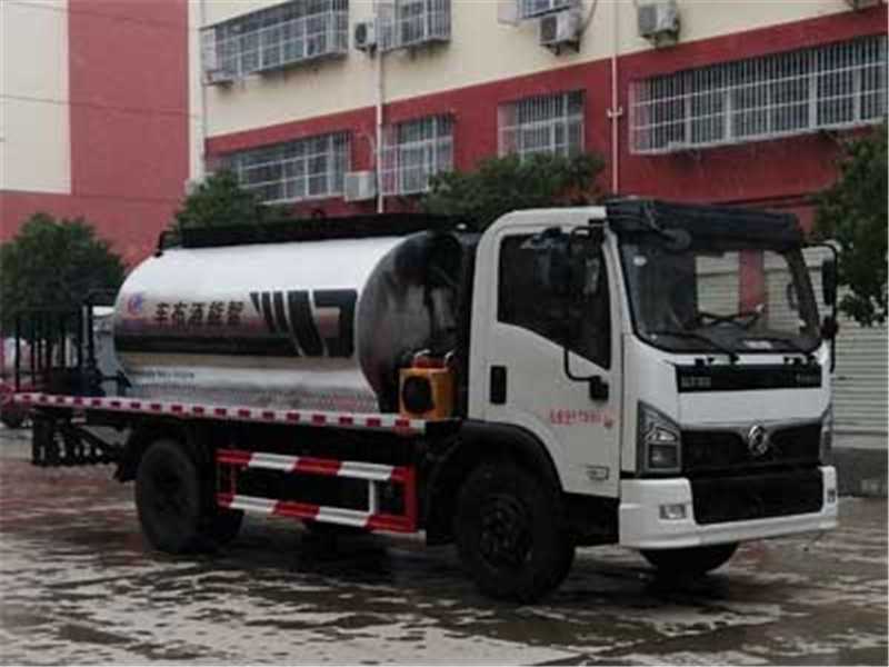 國六東風(fēng)多利卡6方瀝青灑布車